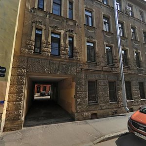 Ropshinskaya Street, 13, Saint Petersburg: photo