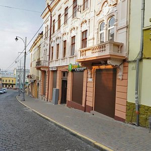 Holovna vulytsia, 7, Chernivtsi: photo