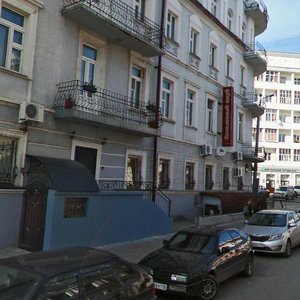 Kavi Nadzhmi Street, 1/8, : foto