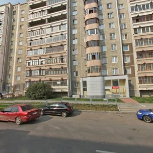 Екатеринбург, Улица Сурикова, 50: фото