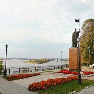 Городец, Улица Набережная Юрия Долгорукого, 1: фото