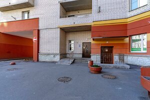 Veteranov Avenue, 122 ، سان بطرسبرغ: صورة