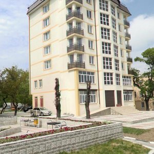 Tolstogo Street, 3, : foto