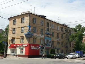 Волгоград, Баррикадная улица, 11: фото