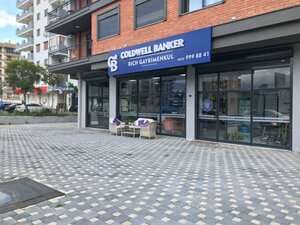 8229th Street, 3B, Izmir: photo