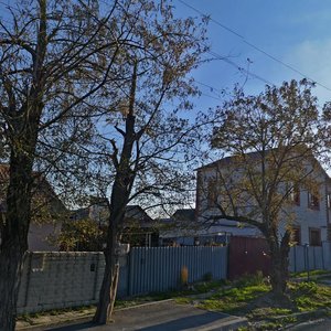 Oktyabrskaya ulitsa, 82, : foto