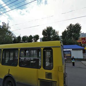 Тольятти, Революционная улица, 14А: фото