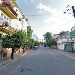 Vulytsia Iryny Vilde, 11, Chernivtsi: photo