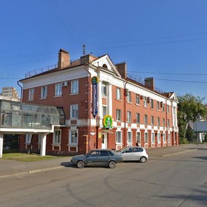 Gusarova Street, 7, Omsk: photo