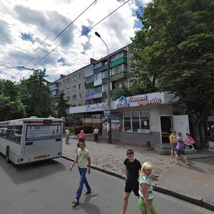 Хмельницкий, Улица Вячеслава Черновола, 56: фото