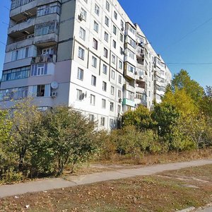 Vulytsia Lavrenova, 24, Kherson: photo