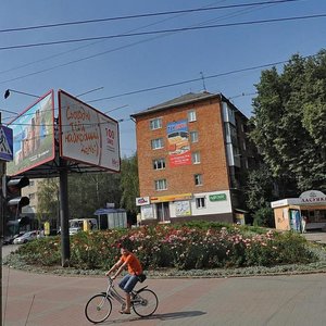 Черновцы, Улица Небесной Сотни, 19А: фото