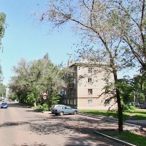 Revolyutsionnaya ulitsa, 10, : foto