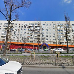 Lesi Ukrainky Boulevard, 3, Kyiv: photo