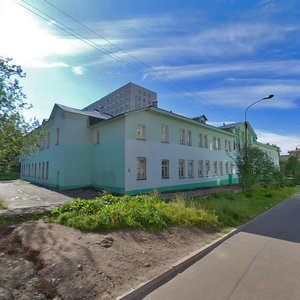 Мурманск, Октябрьская улица, 3А: фото