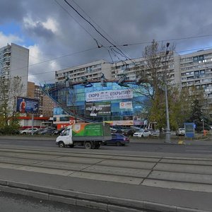 Isakovskogo Street, 33, : foto