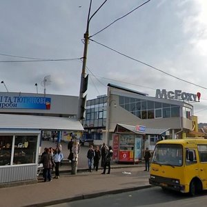 Yevhena Sverstiuka Street, 1В, Kyiv: photo