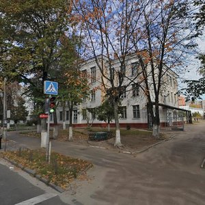 Vulytsia Oleksandra Molodchoho, 21, : foto