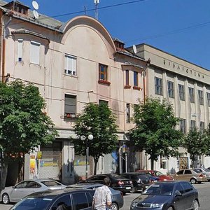 Мукачево, Площадь Кирилла и Мефодия, 35: фото