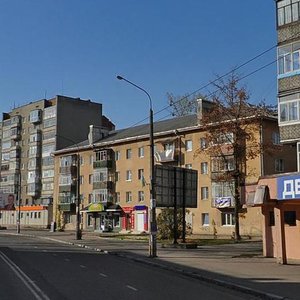 Ивано‑Франковск, Улица Степана Бандеры, 10: фото