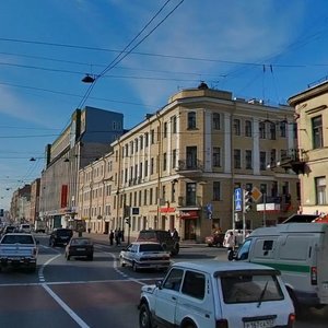 Kuznechniy Lane, 19-21, Saint Petersburg: photo