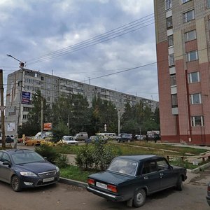 Киров, Проспект Строителей, 42: фото