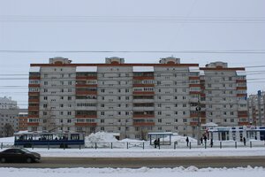 Traktorostroiteley Avenue, 60, Cheboksary: photo