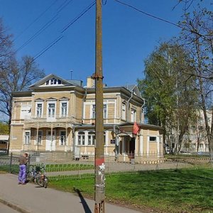 Borodachyova Street, 12, Peterhof: photo