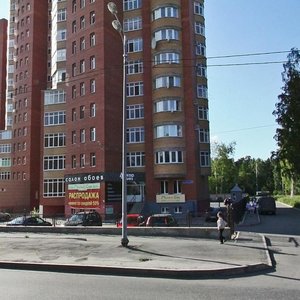 Ulitsa Admirala Ushakova, 32, : foto