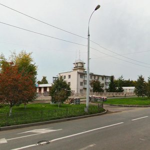 Khadi Taktasha Street, 39, Kazan: photo