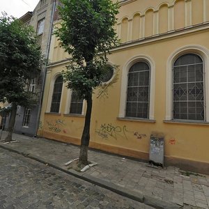 Vulytsia Brativ Mikhnovskykh, No:4, Lviv: Fotoğraflar