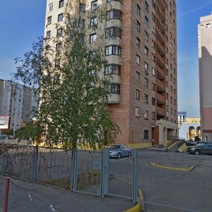 Astrashyckaja Street, 10, Minsk: photo