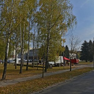 Gierojaw 120th Dyvizii Street, 15, Minsk: photo