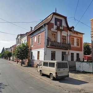 Vulytsia Peremohy, 2, Chernivtsi: photo