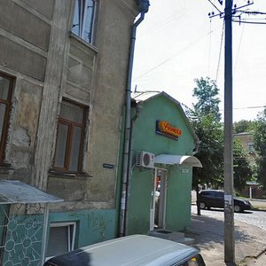 Holovna vulytsia, 151, Chernivtsi: photo