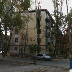 28-th Armii Street, 14, Astrahan: photo