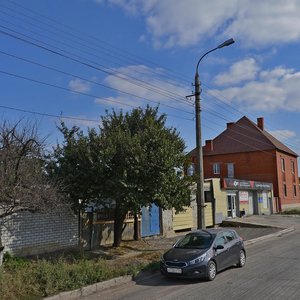 Волгоград, Ангарская улица, 32: фото