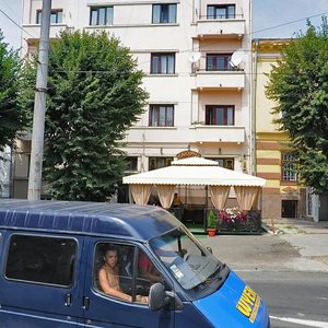 Sadova vulytsia, 4, Chernivtsi: photo