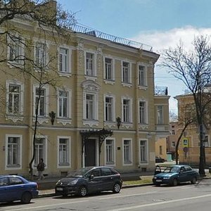 Lenina Avenue, 10, Kronstadt: photo