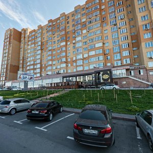 Stroiteley Boulevard, 53, Kemerovo: photo