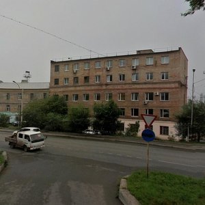 Владивосток, Нижнепортовая улица, 4: фото