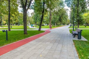 Tryokhgorny Val Street, 8, Moscow: photo