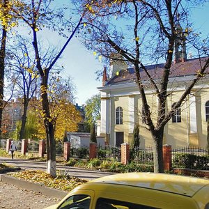 Hriunvaldska vulytsia, 3, Ivano‑Frankivsk: photo