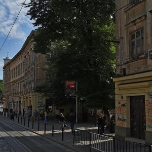 Львов, Улица Петра Дорошенко, 1: фото