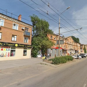 Волгоград, Улица 40 лет ВЛКСМ, 13: фото