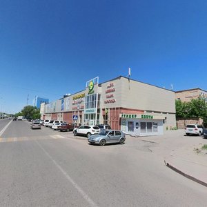 Voïnı Ïnternacïonalïstı street, 32, Karaganda: photo