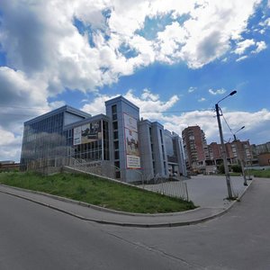 Ровно, Улица Евгения Коновальца, 1Б: фото