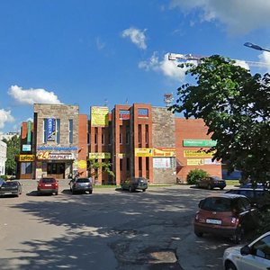 Pionerskaya Street, 2, Kirovsk: photo