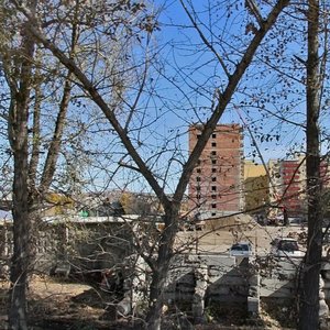 Ulitsa Surnova, 30/2 ، إيركوتسك: صورة