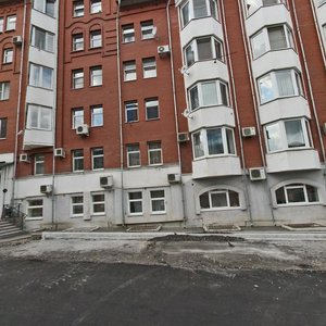 Sovetskaya Street, 68, Perm: photo